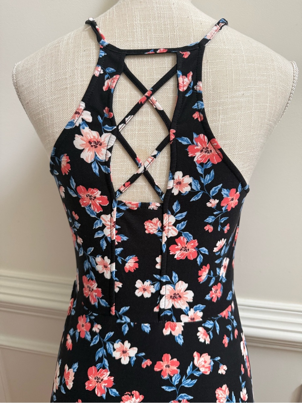 No Boundaries Black Floral Ruffle-Front Spaghetti Strap Dress - Picture 6 of 8